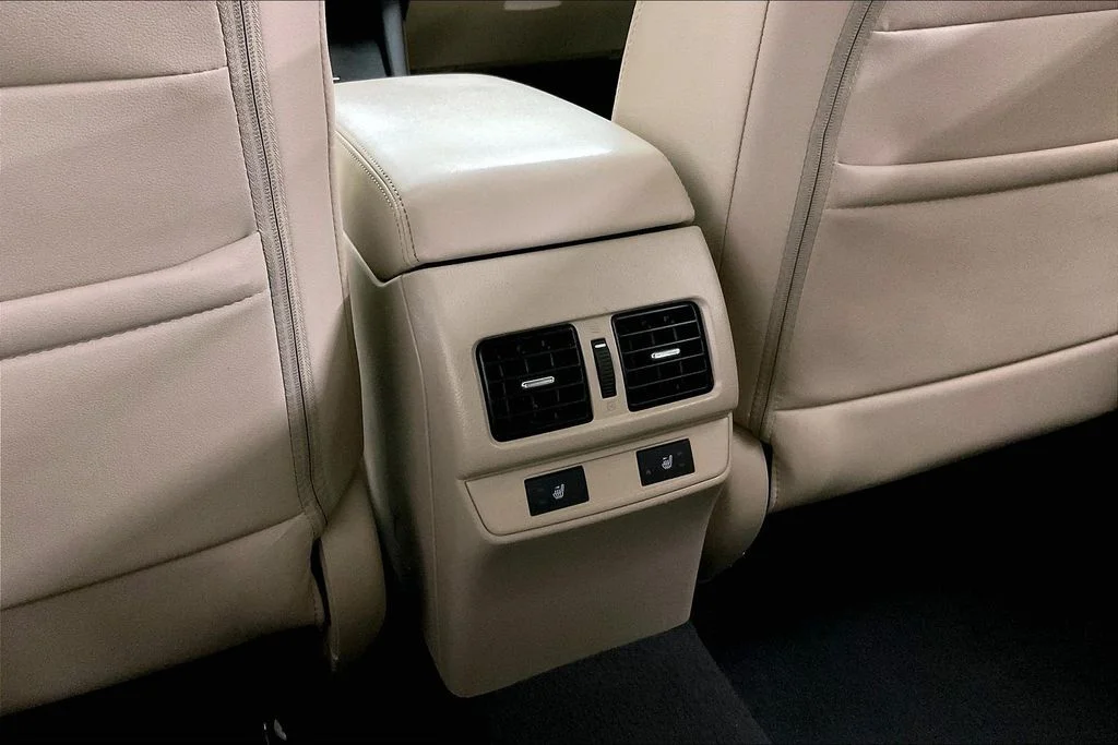Used 2017 Gray Subaru 2.5i image 37