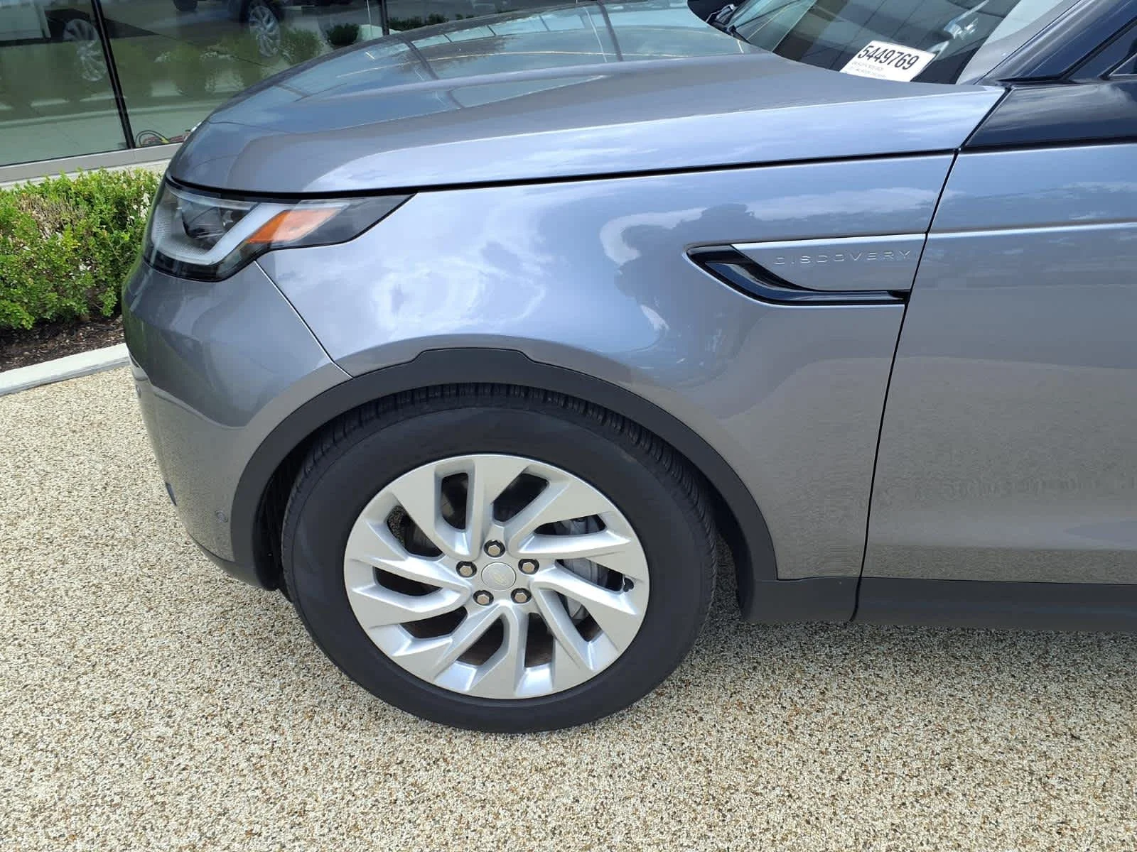 Used 2025 Eiger Grey Metallic Land Rover S image 8