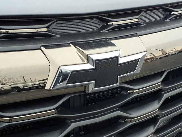New 2026 Sterling Gray Metallic Chevrolet ACTIV image 24