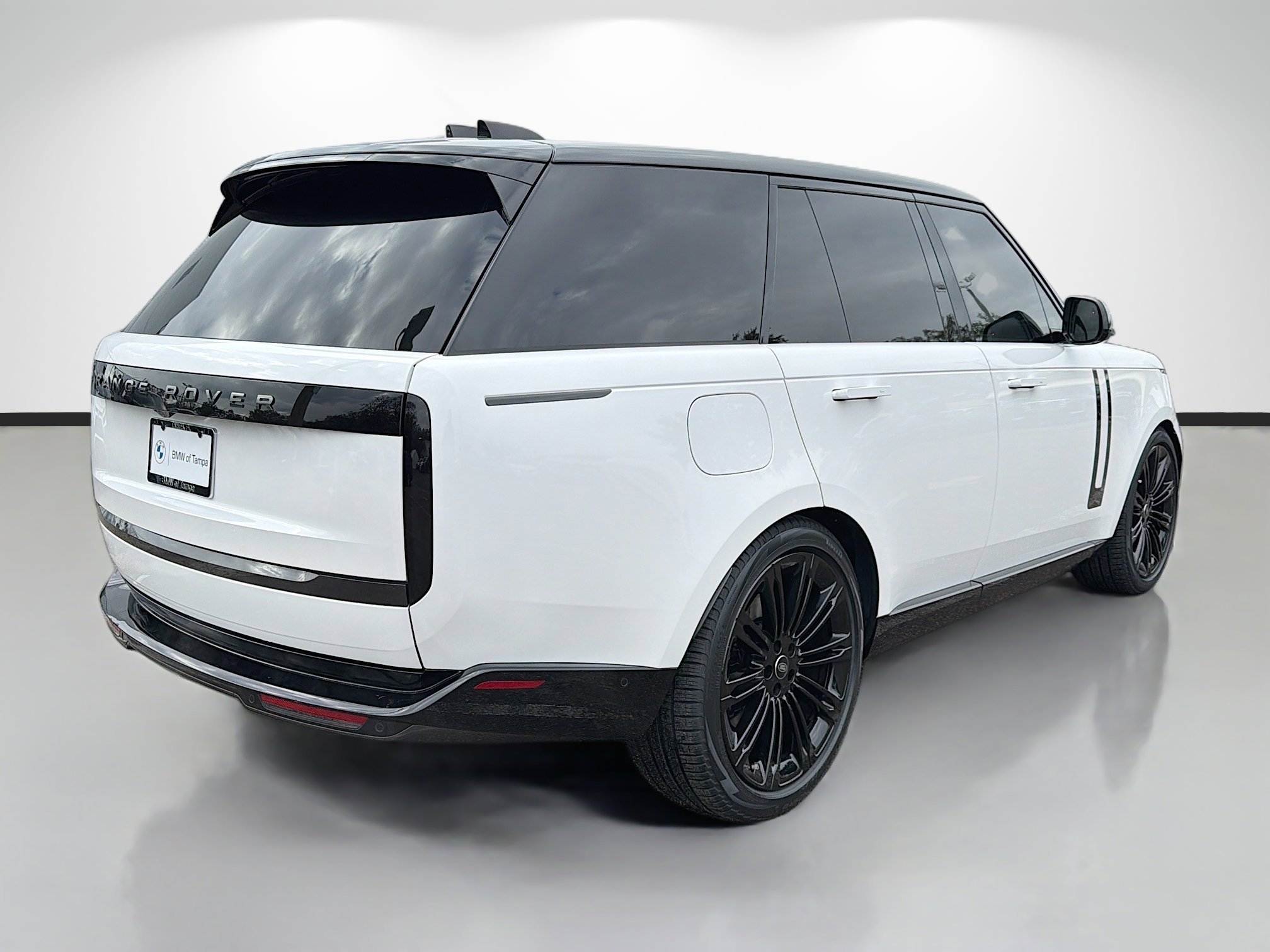 2024 Land Rover Range Rover SE