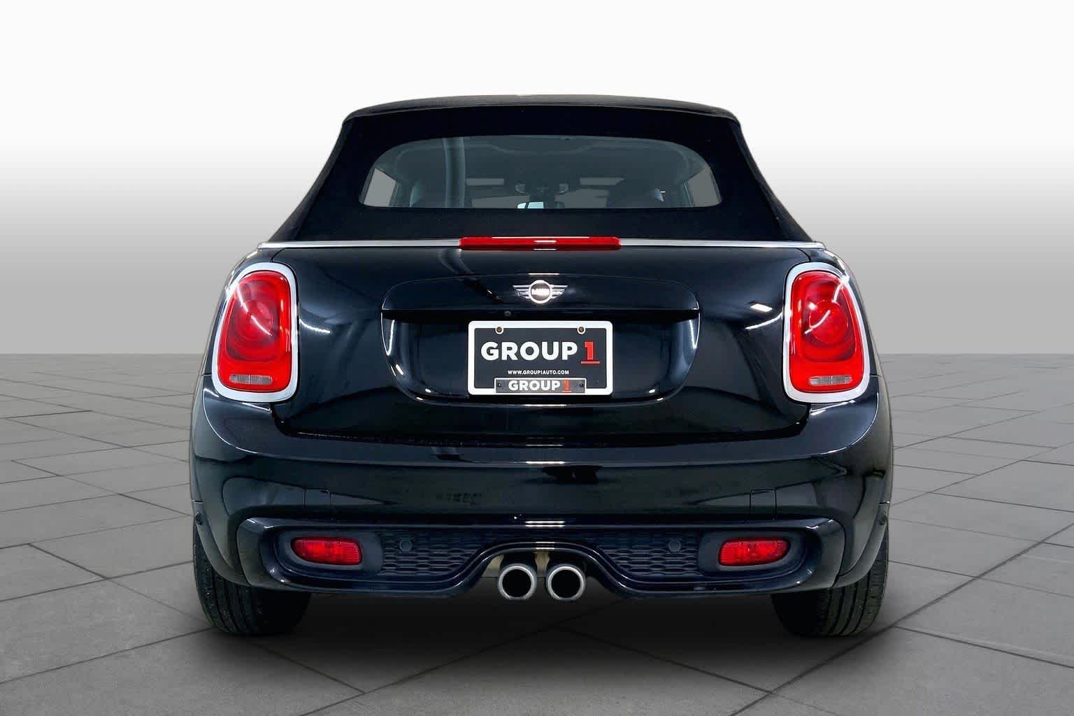 Used 2021 Midnight Black Metallic MINI Cooper S image 4