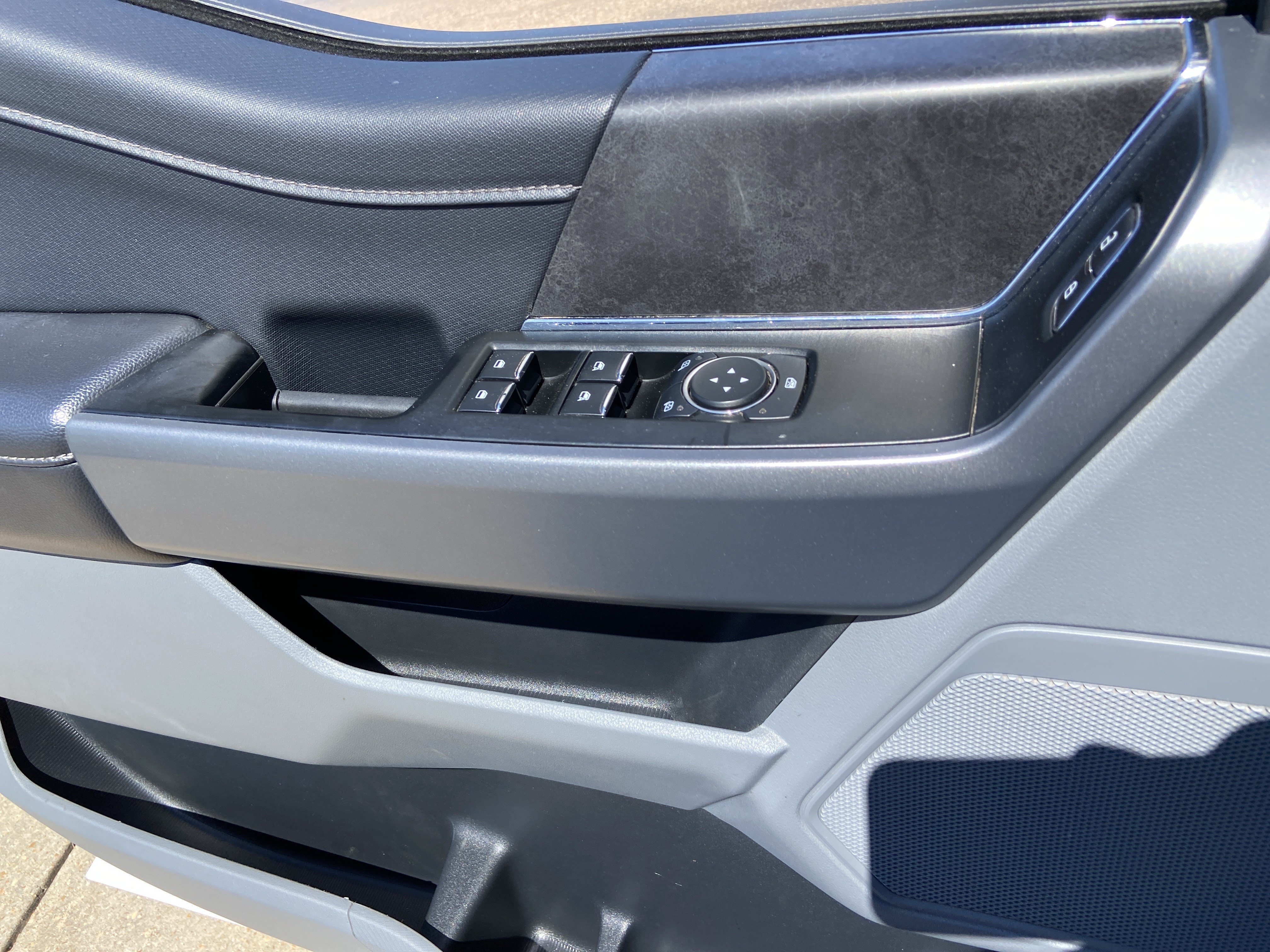 2025 Ford F-150 XLT - Photo 45