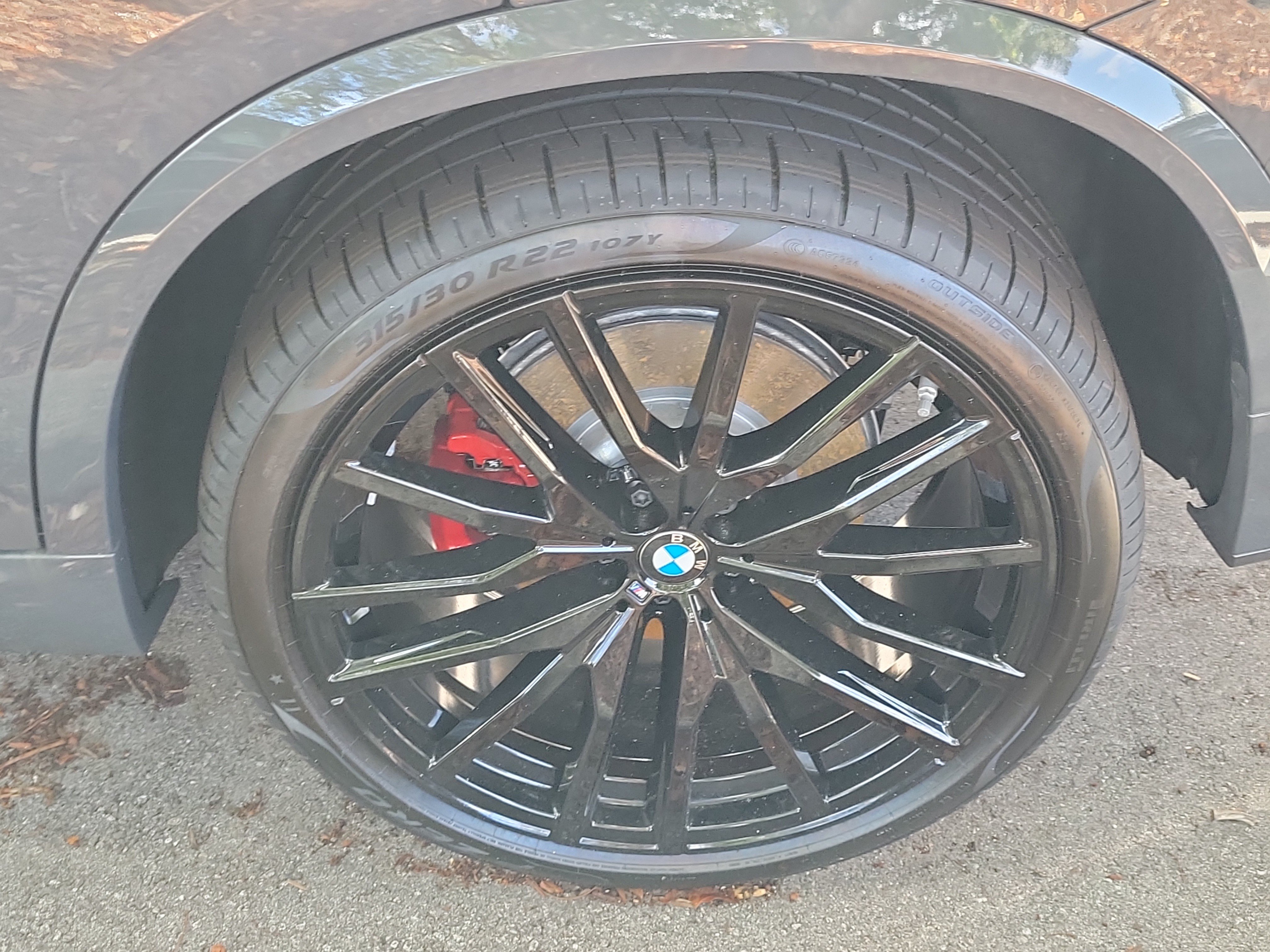 New 2026 Dravit Grey Metallic BMW sDrive40i image 5