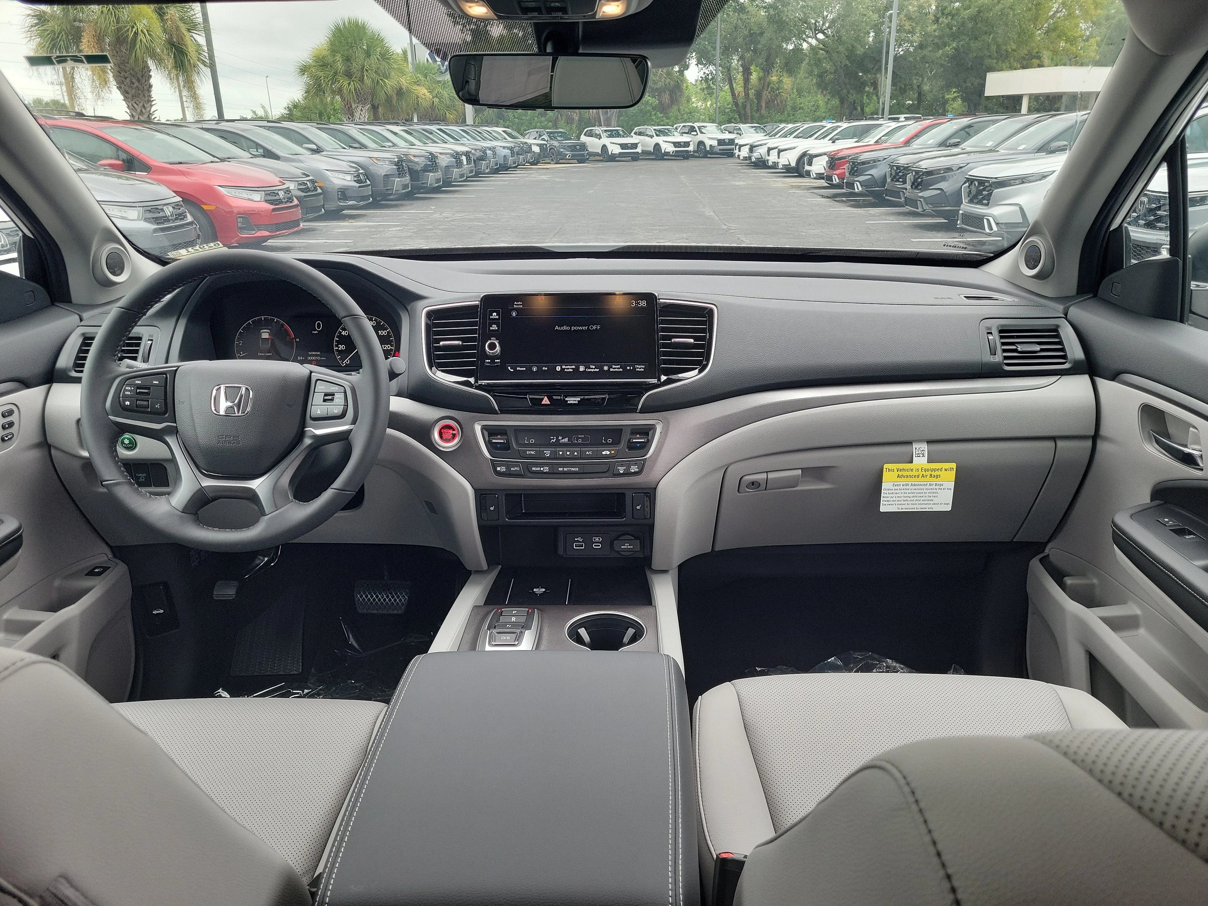 Certified Used 2026 Platinum White Pearl Honda RTL image 3