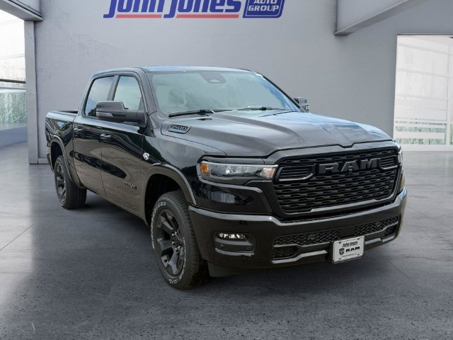 New 2026 Diamond Black Crystal Pearl-Coat Exterior Paint RAM Big Horn/Lone Star image 7
