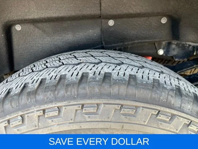 Used 2025 Silver GMC Denali image 9