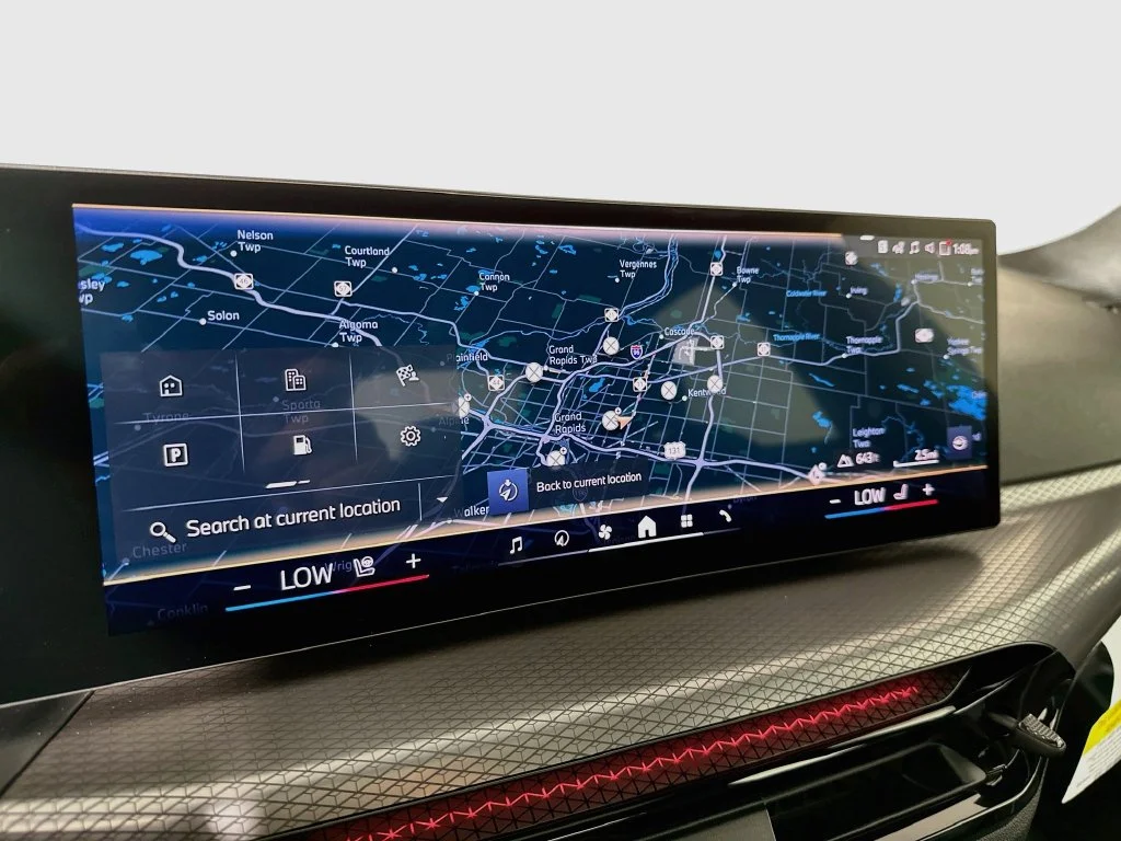 New 2026 Blue Metallic BMW 330i xDrive image 18
