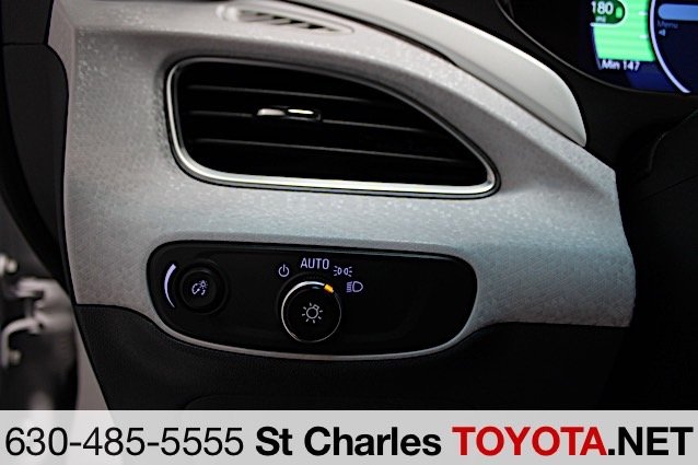 Used 2020 White Chevrolet EV LT image 11