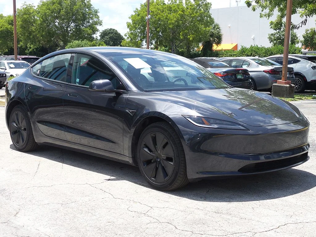 Used 2025 Tesla Model 3 Long Range with VIN 5YJ3E1EA0SF888131 for sale in Miami, FL