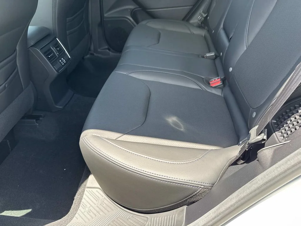 New 2026 CRYSTAL WHITE PEARL Subaru Limited Hybrid image 16