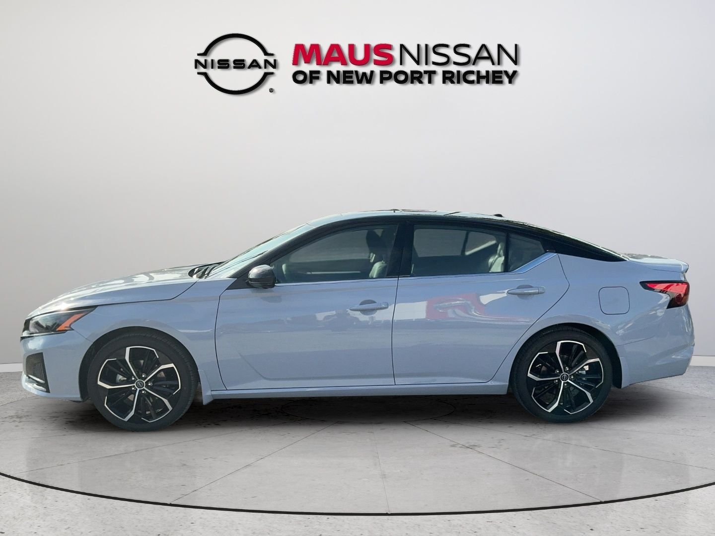 New 2026 Gray Nissan 2.5 SR image 6