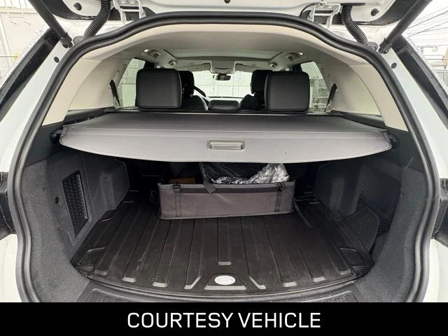 Certified Used 2025 White Land Rover S image 38