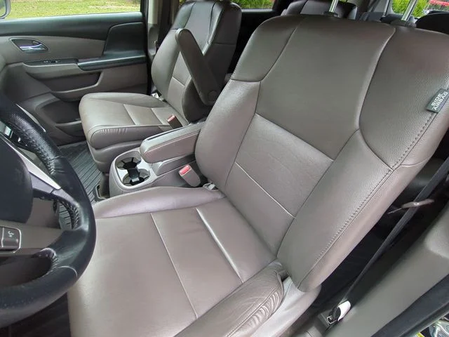 Used 2016  Honda EX-L image 27