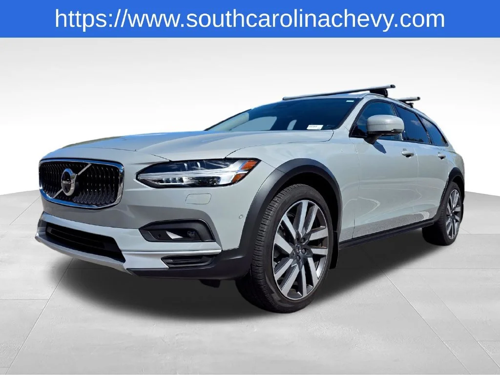 Used 2025 Gray Volvo Plus, B6 AWD Gas (mild hybrid) image 37
