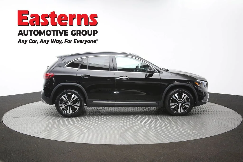 Used 2025 Black Mercedes-Benz GLA 250 image 44