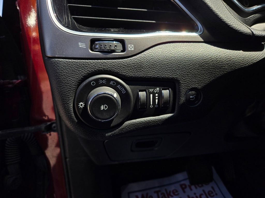 Used 2019 Red Jeep Limited image 13