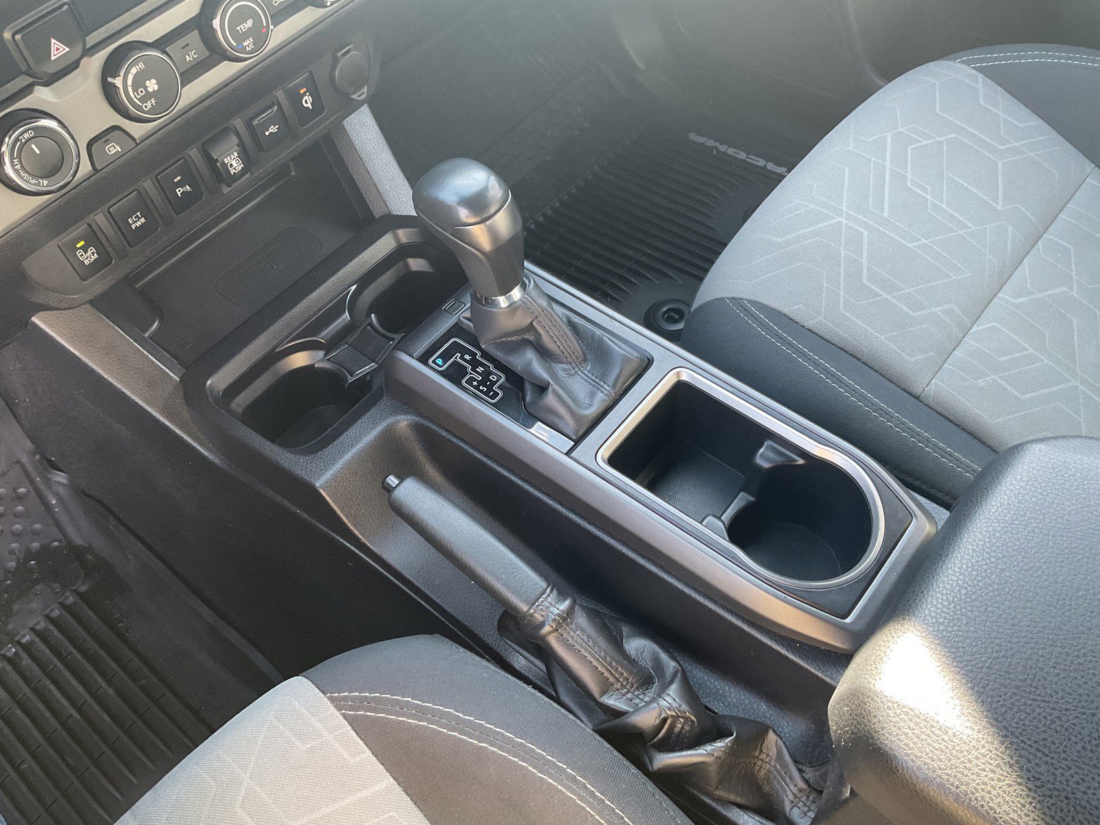 2020 Toyota Tacoma TRD Sport - Photo 29