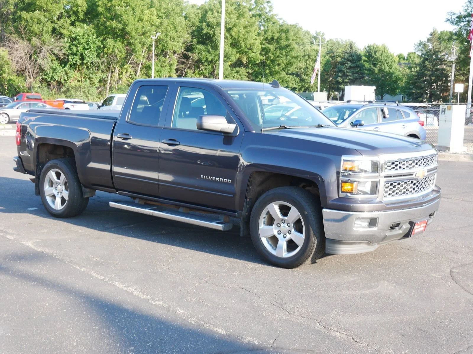 Used 2015 Chevrolet Silverado 1500 LT with VIN 1GCVKREC6FZ218505 for sale in White Bear Lake, Minnesota