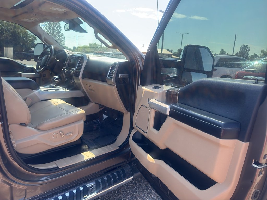 Used 2015 Brown Ford Lariat image 16