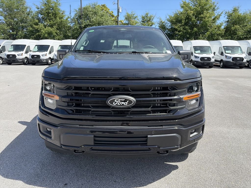 New 2026 Agate Black Metallic Ford XLT image 10