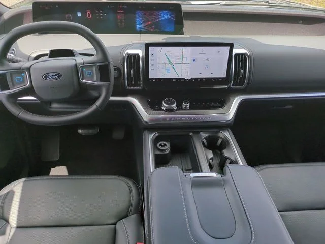 New 2026 Dark Matter Gray Metallic Ford MAX Platinum® image 15