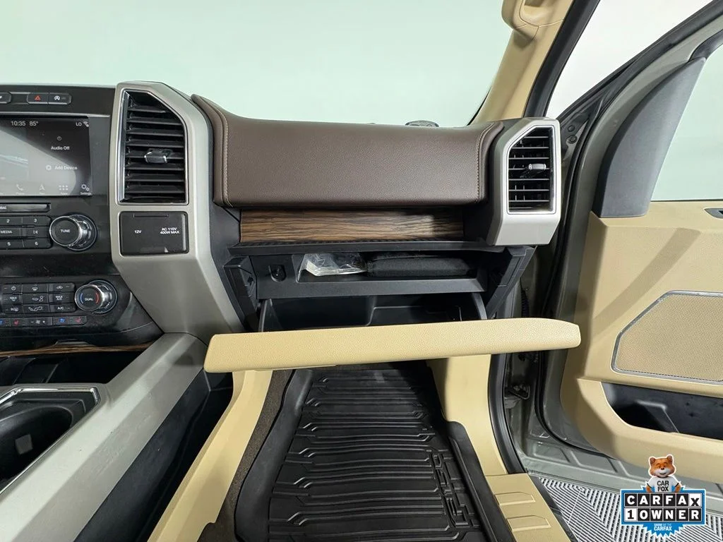 Used 2019 Green Ford Lariat image 26