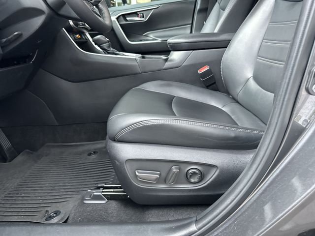 Used 2023 Gray Toyota XLE Premium image 13