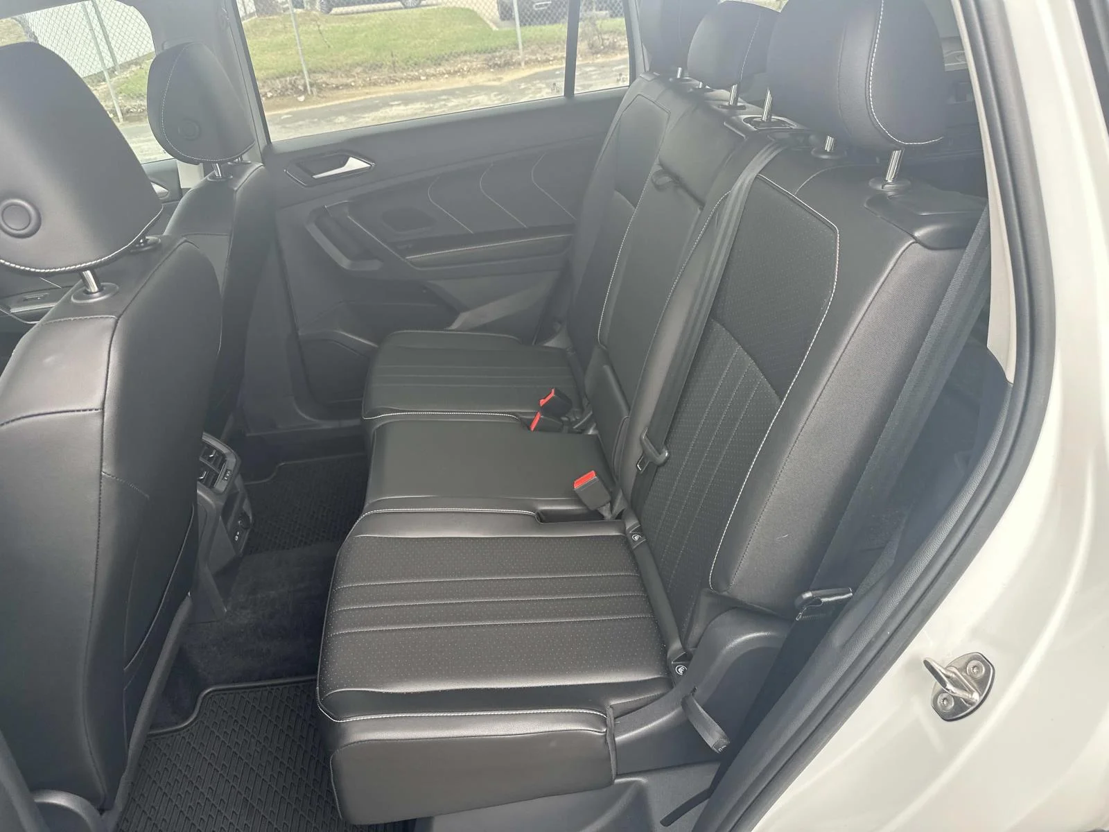 Certified Used 2023 White Volkswagen SE image 10