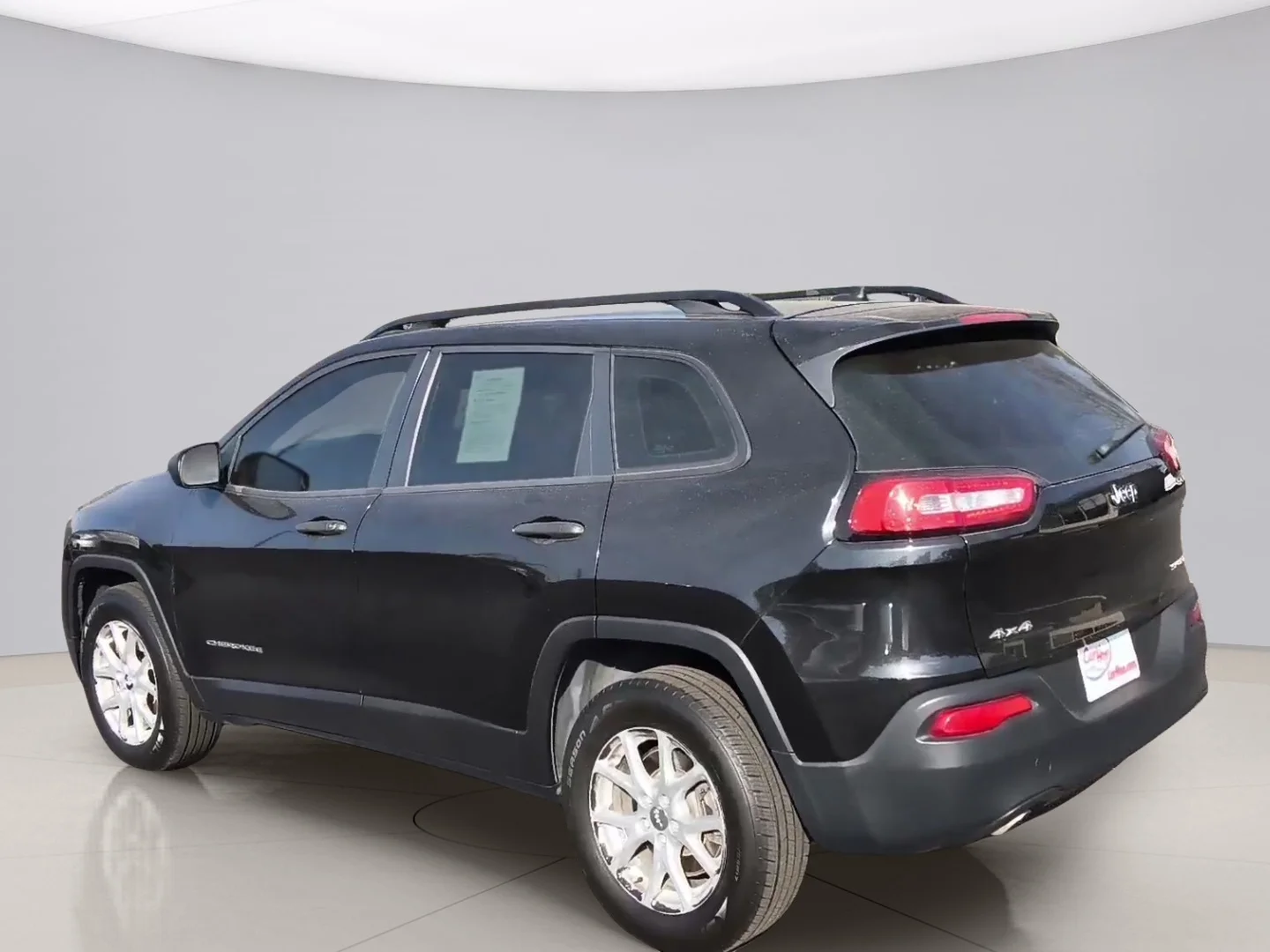 Used 2015 Black Jeep SPORT image 3