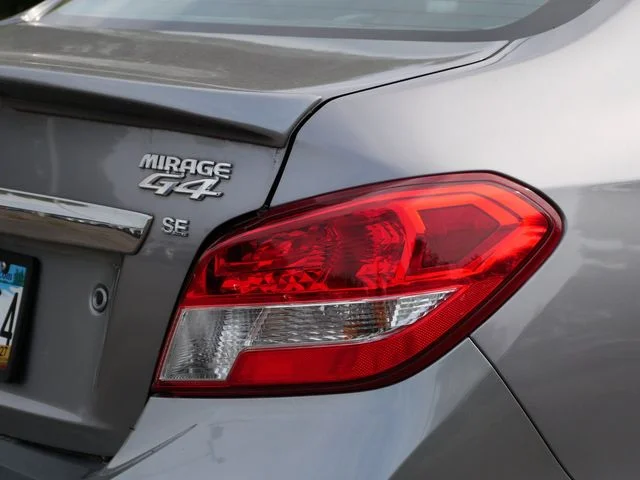 Used 2017 Gray Mitsubishi SE image 11