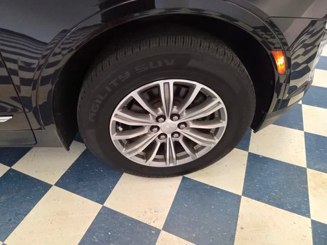 Used 2019 STELLAR BLACK METALLIC Cadillac Luxury FWD image 18