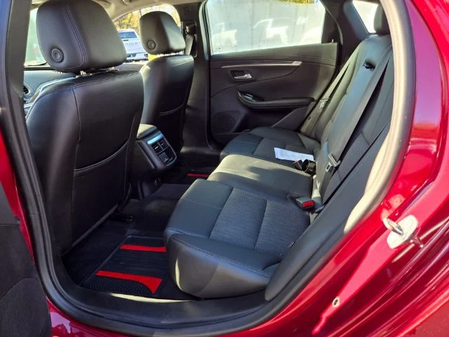Used 2019 CAJUN RED TINTCOAT Chevrolet LT image 11