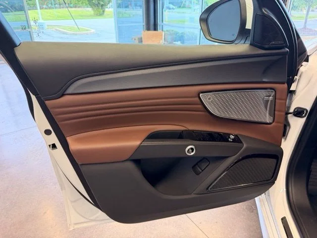 Certified Used 2023 White Maserati GT image 13