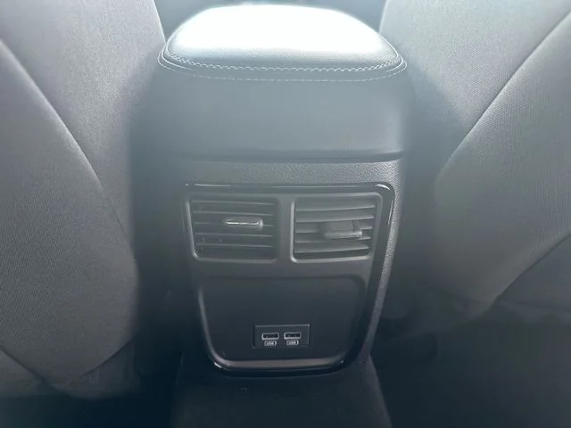 Used 2023 Red Dodge SXT image 25