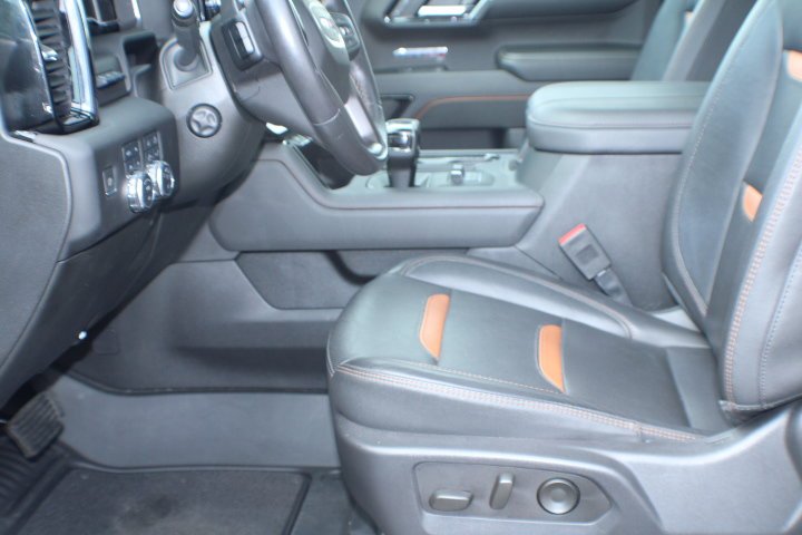 Used 2023 Dynamic Blue Metallic GMC AT4 image 17