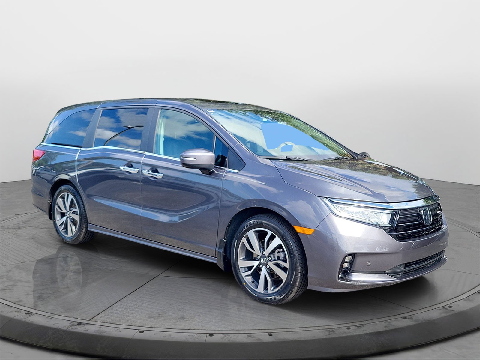 2024 Honda Odyssey Touring - Photo 32