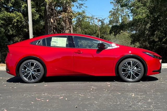 Used 2026 Red Toyota Limited image 3