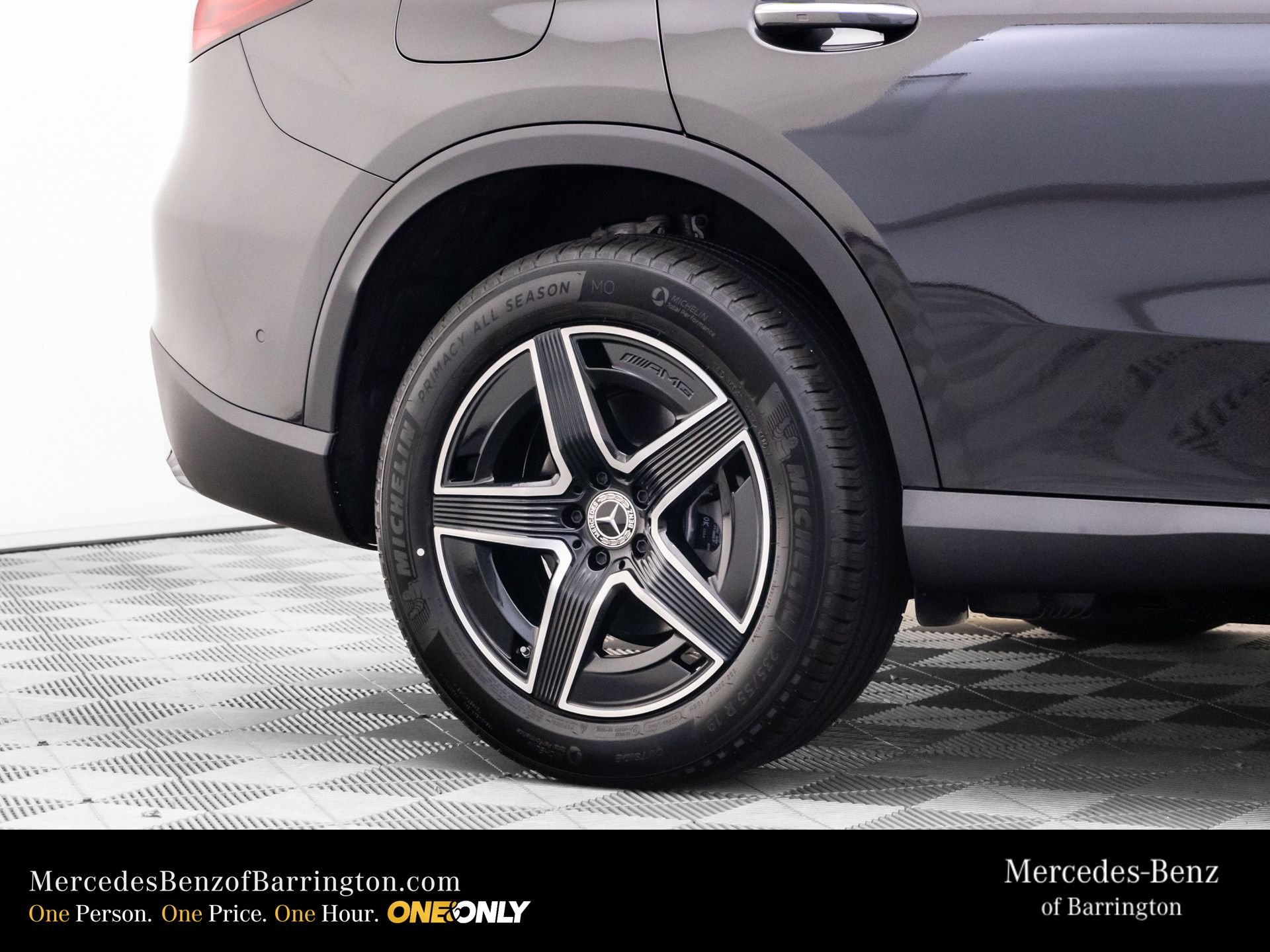 New 2026 Graphite Grey Metallic Mercedes-Benz GLC 300 image 41