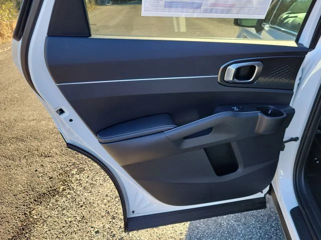 New 2026 Glacial White Pearl Kia S image 26