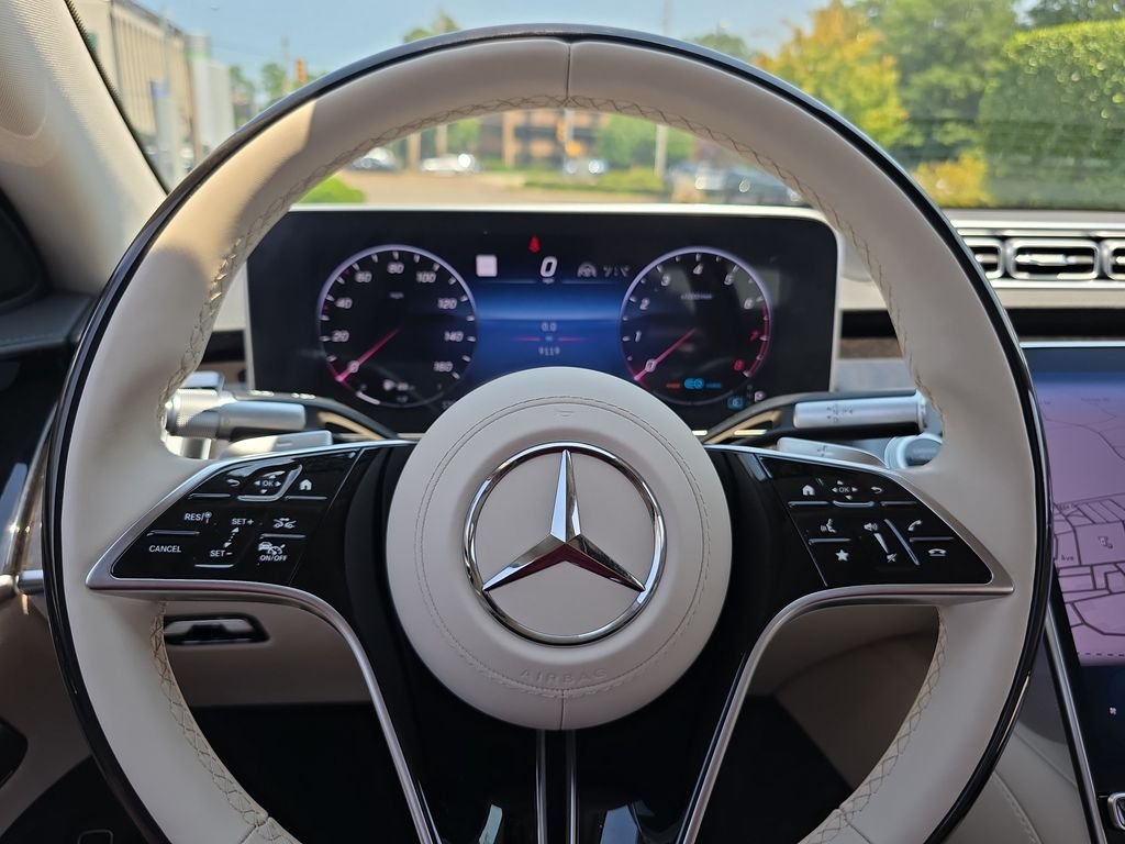 Certified Used 2022 White Mercedes-Benz S 580 image 20