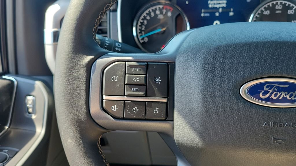 Used 2023 Blue Ford XLT image 19