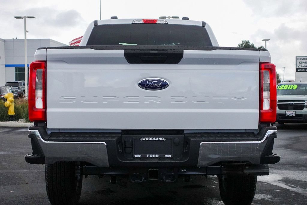 New 2026 Oxford White Ford F-250® XLT image 13