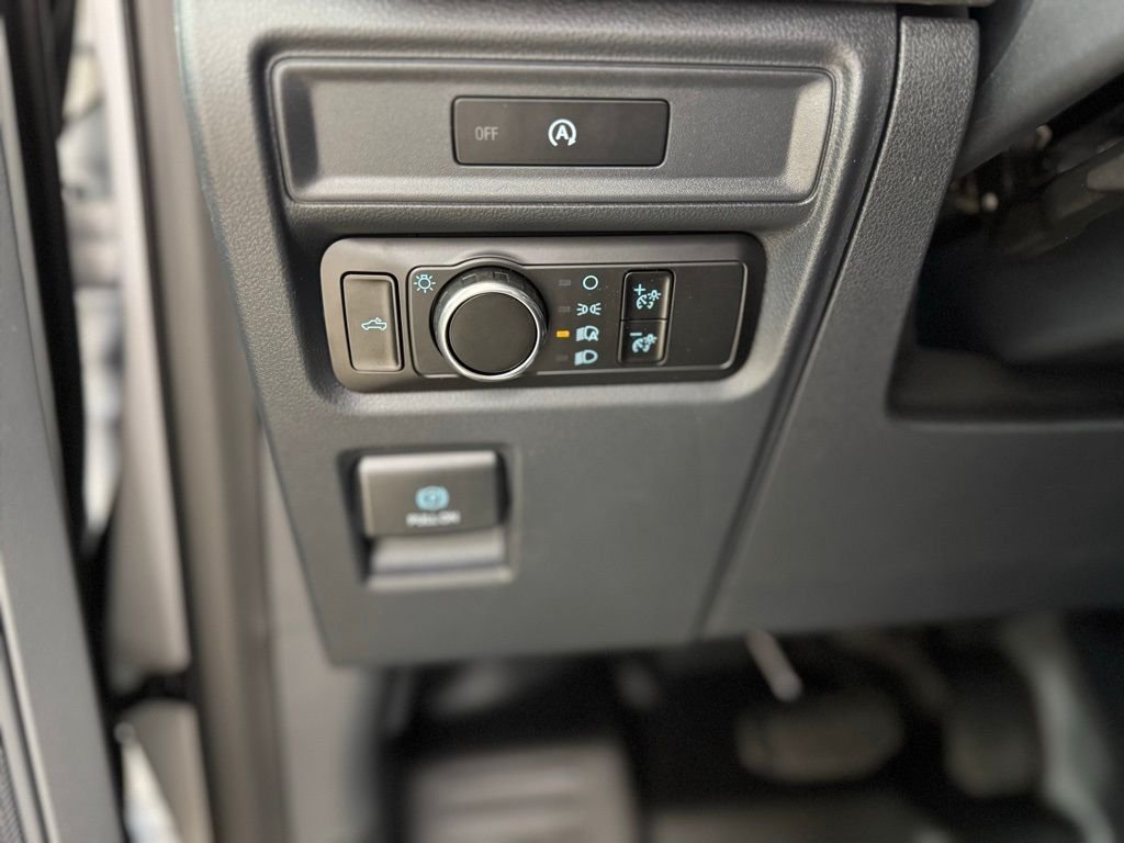 2025 Ford F-150 XL - Photo 26