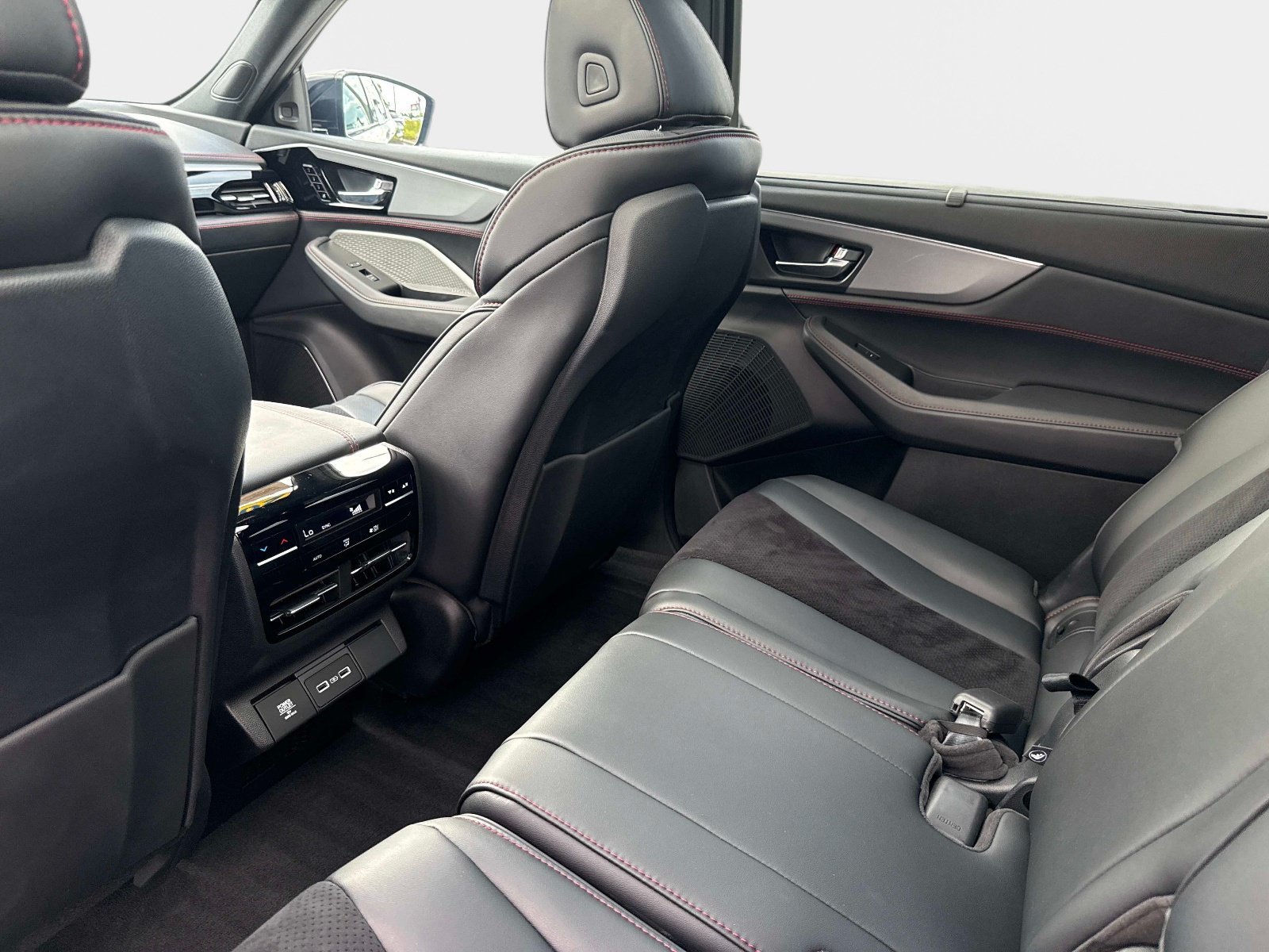 Used 2024 Liquid Carbon Metallic Acura w/A-Spec Package image 12