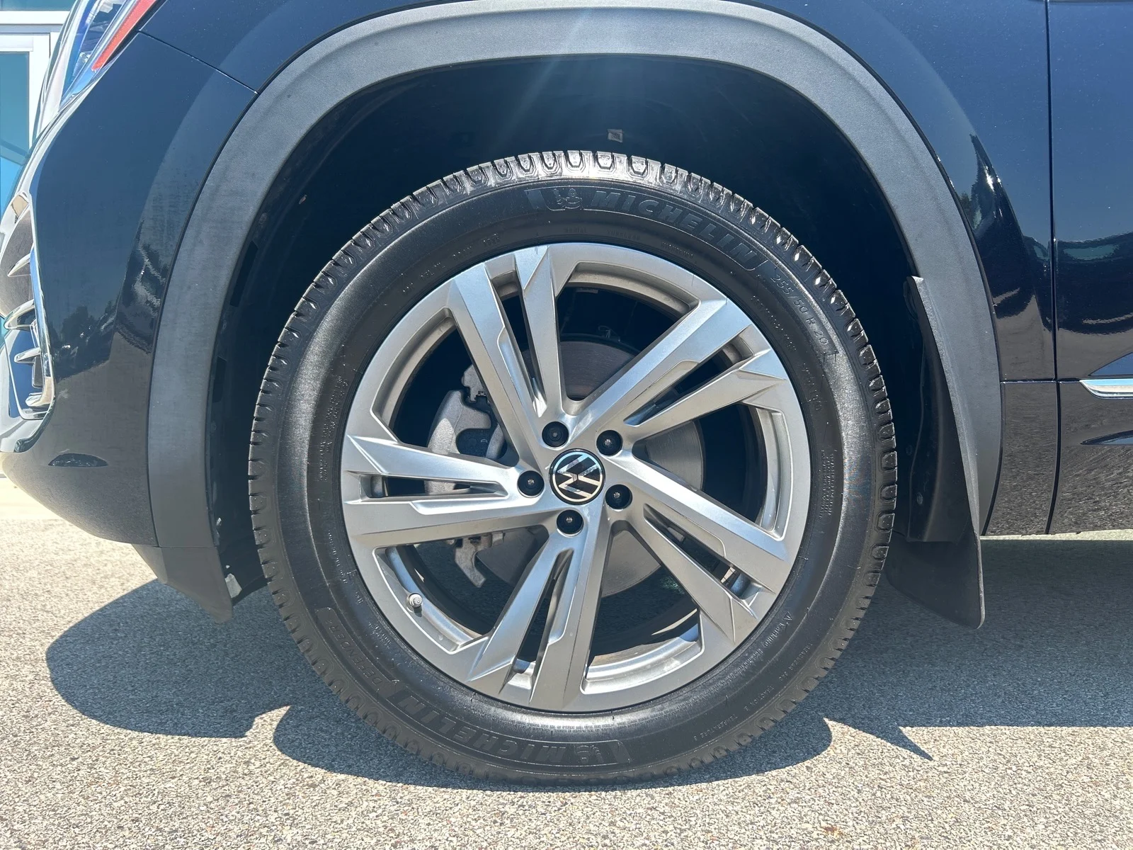 Certified Used 2024  Volkswagen SEL R-Line 4Motion image 10