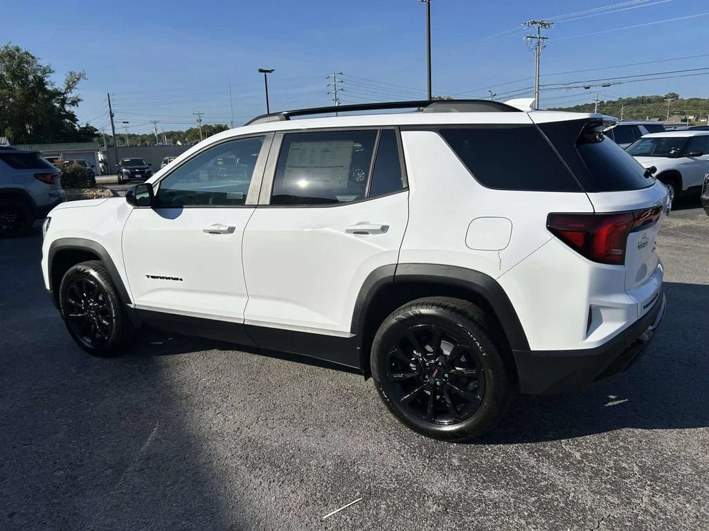 New 2027 Summit White GMC Elevation image 6