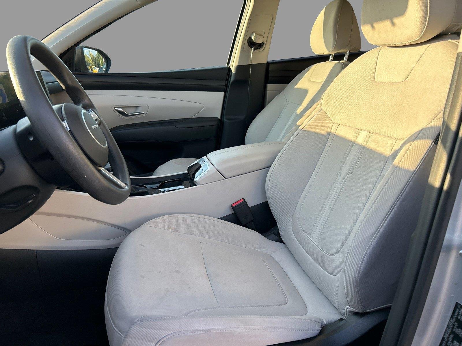 Used 2025 Shimmering Silver Hyundai SEL image 15