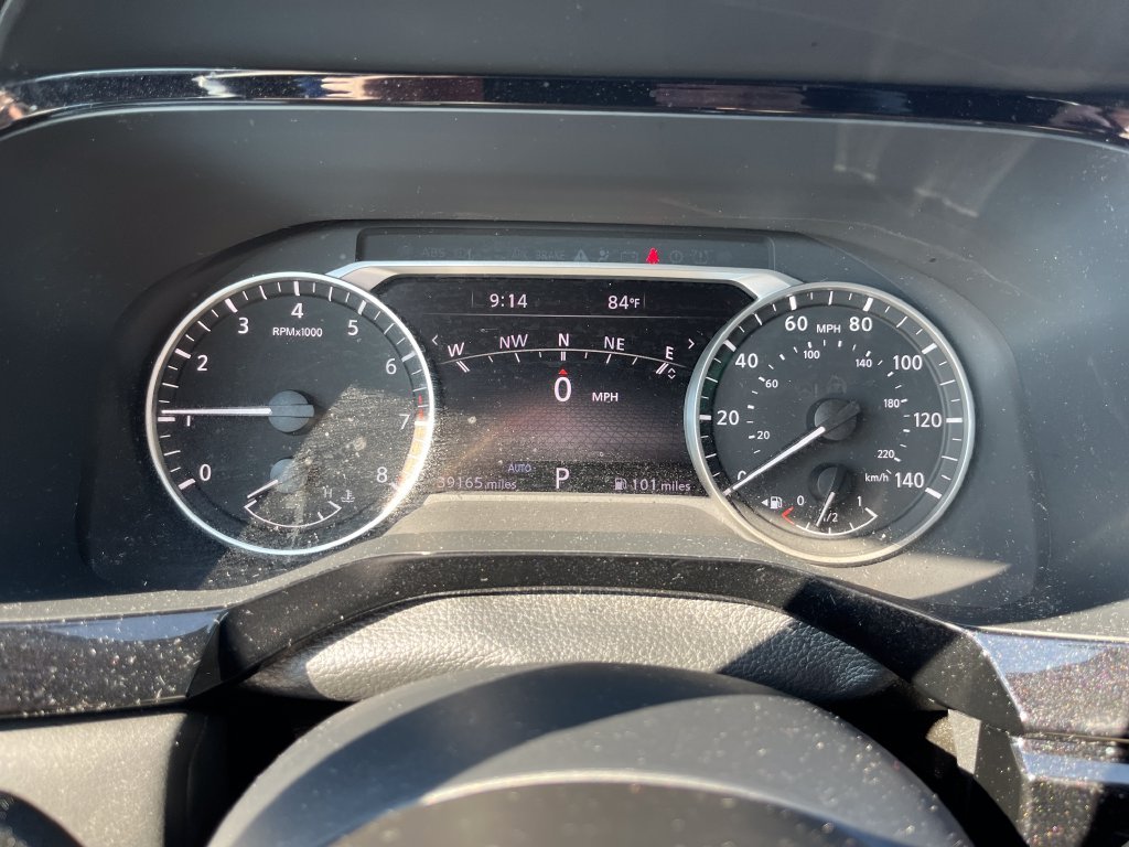 Used 2024 Silver Nissan SL image 17