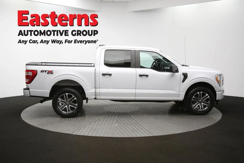 Used 2021 White Ford XL image 45