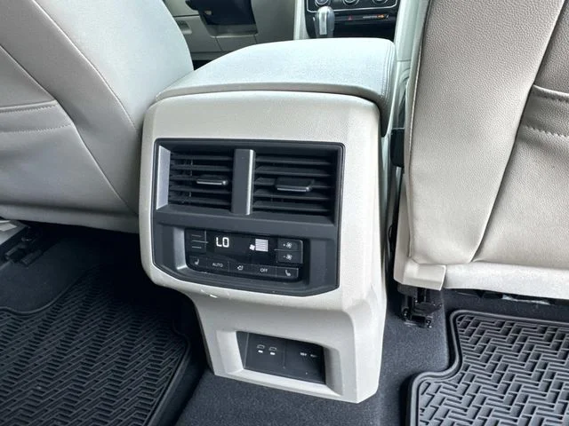 Used 2021 White Volkswagen 3.6L V6 SEL Premium R-Line image 19
